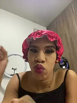 sabrinaSxxx online show from June 8, 2026, 3:29 am