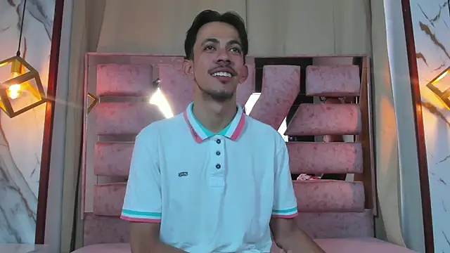 Snapshot of kameron_and_Nick chatting on November 25, 2025, 8:20 pm kameron and Nick online show from November 25, 2025, 8:20 pm