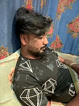 Munny6677 online show from October 18, 2025, 5:46 pm