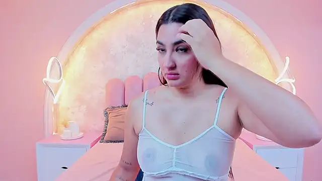 JasmineRhodes online show from October 7, 2025, 12:35 pm