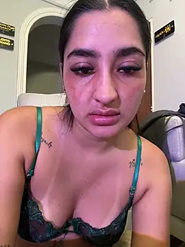 JasmineRhodes online show from July 15, 2026, 12:32 pm