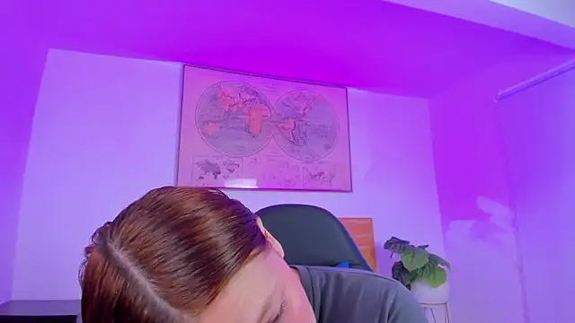 kitty sweeety  online show from March 31, 2026, 12:38 pm