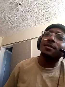 Snapshot of The_DonDadda chatting on October 17, 2025, 7:33 am The DonDadda online show from October 17, 2025, 7:33 am