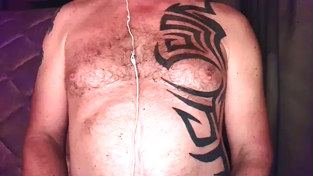 Snapshot of Yournaughty chatting on November 17, 2025, 5:57 am Yournaughty online show from November 17, 2025, 5:57 am