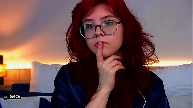 Nora  Ray online show from June 1, 2026, 7:15 pm