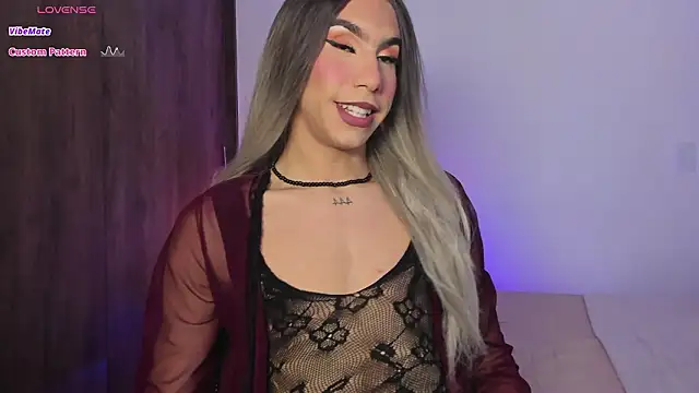 Snapshot of Samantha_Magic chatting on March 15, 2026, 1:55 am Samantha Magic online show from March 15, 2026, 1:55 am