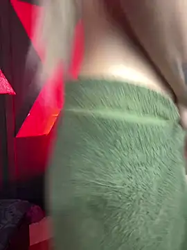 abrilbigcock online show from February 9, 2026, 5:11 am