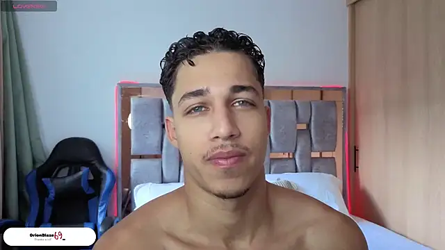 orionblaze69  online show from October 25, 2025, 8:36 pm