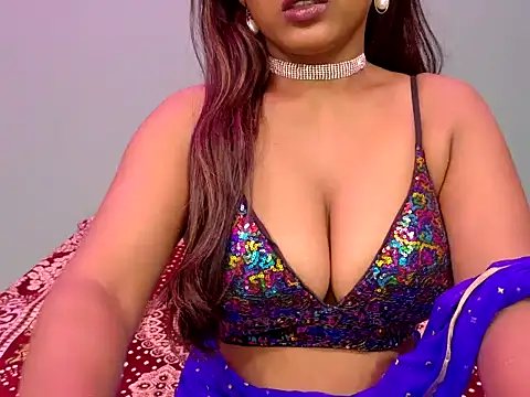 nylaahh-12 online show from October 16, 2025, 6:20 pm