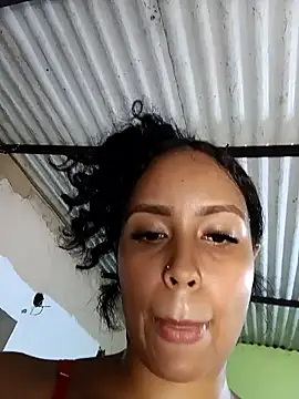 Fernanda30 online show from May 16, 2026, 1:02 am
