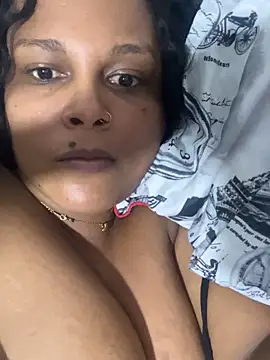 sandrisima1 online show from February 4, 2026, 1:44 am