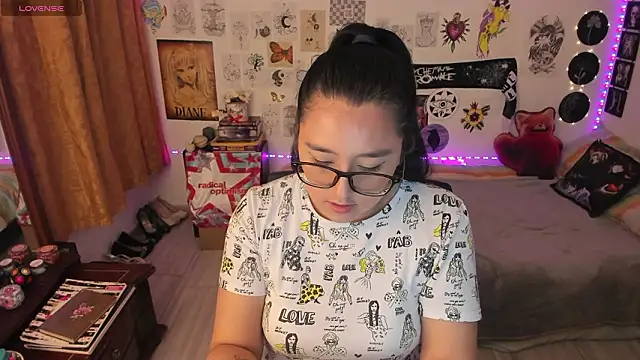 Cherry blush  online show from March 3, 2026, 11:43 pm