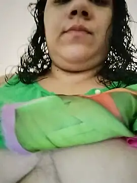 Mari29patty online show from May 27, 2026, 3:09 pm