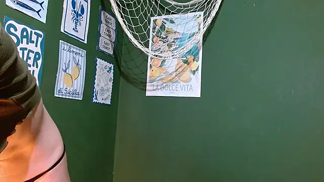 Snapshot of Roxiehood chatting on September 26, 2025, 2:15 am Roxiehood online show from September 26, 2025, 2:15 am