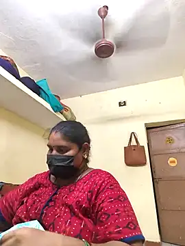 Villageanuty online show from October 3, 2025, 10:01 am