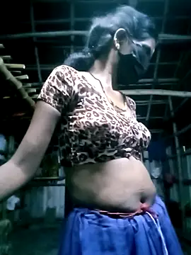 Snapshot of Tamilauntyhot chatting on September 25, 2025, 2:10 pm Tamilauntyhot online show from September 25, 2025, 2:10 pm