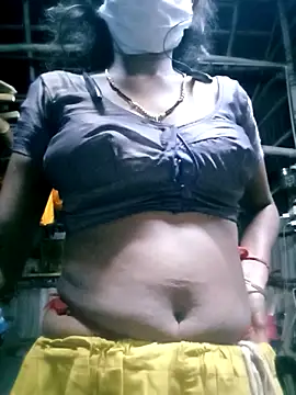 Snapshot of Tamilauntyhot chatting on October 5, 2025, 3:21 pm Tamilauntyhot online show from October 5, 2025, 3:21 pm