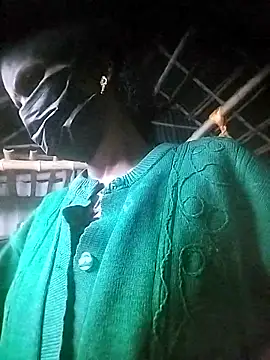 Snapshot of Tamilauntyhot chatting on November 14, 2025, 4:06 pm Tamilauntyhot online show from November 14, 2025, 4:06 pm