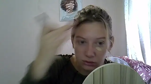 Snapshot of Lily_Ember chatting on September 25, 2025, 8:40 am Lily Ember online show from September 25, 2025, 8:40 am