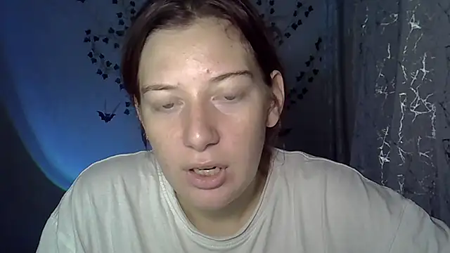 Snapshot of Lily_Ember chatting on October 31, 2025, 6:20 pm Lily Ember online show from October 31, 2025, 6:20 pm