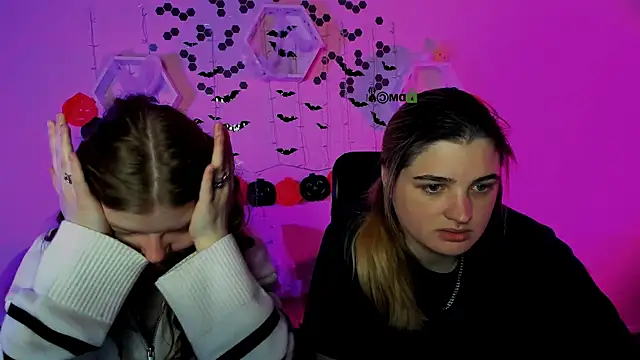 inga gree online show from October 28, 2025, 7:49 pm