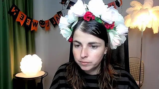 Snapshot of MartaEdams chatting on October 25, 2025, 6:10 am MartaEdams online show from October 25, 2025, 6:10 am