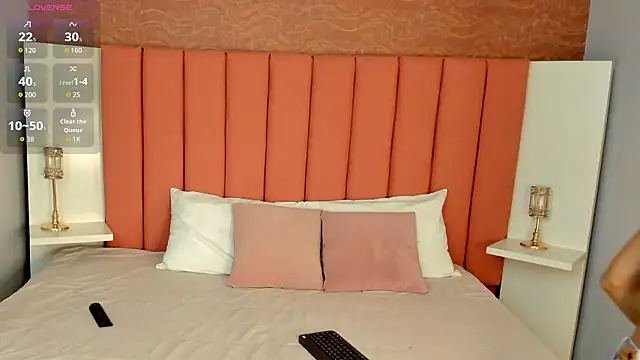 SamayRyann online show from March 17, 2026, 1:25 pm