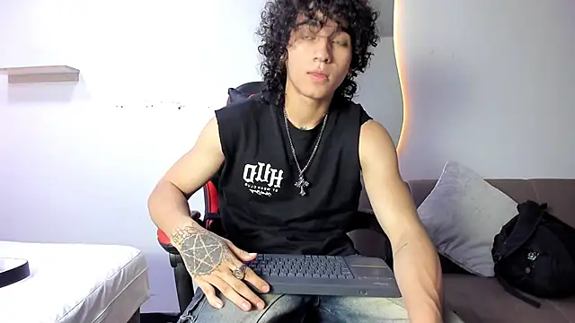 JackesTaylor online show from March 17, 2026, 4:39 am