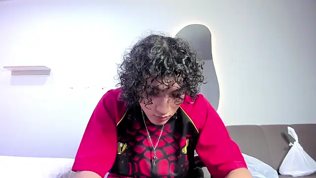 JackesTaylor online show from April 5, 2026, 5:04 am