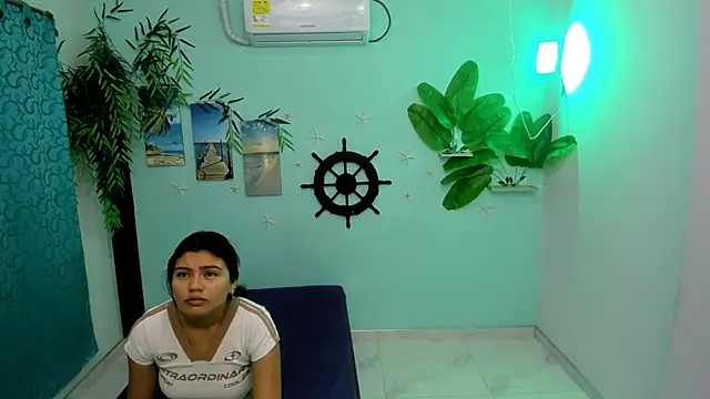 eladyrous98 online show from November 30, 2025, 7:01 am