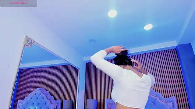 SelenaStonne online show from October 11, 2025, 7:45 pm