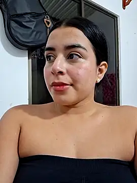 Snapshot of channell0 chatting on September 25, 2025, 5:44 am channell0 online show from September 25, 2025, 5:44 am