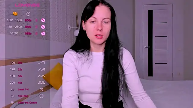 Snapshot of Elle_Pearl_ chatting on October 17, 2025, 6:27 am Elle Pearl online show from October 17, 2025, 6:27 am