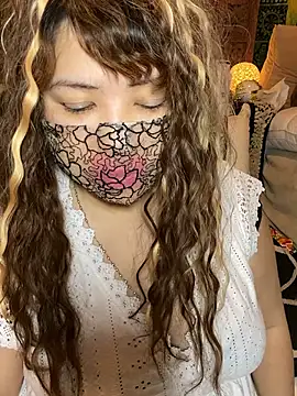 Snapshot of xoxLILxMELOxox chatting on October 3, 2025, 4:48 pm xoxLILxMELOxox online show from October 3, 2025, 4:48 pm