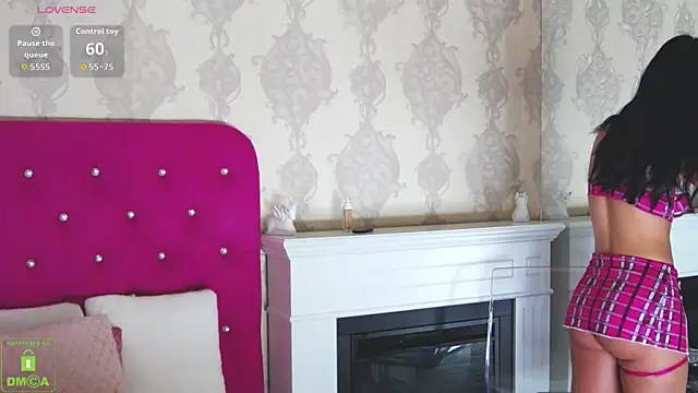 Snapshot of MaddySpears chatting on October 8, 2025, 12:25 pm MaddySpears online show from October 8, 2025, 12:25 pm