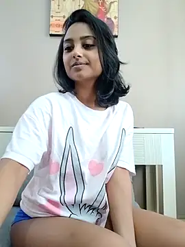 littlemissdevil69 online show from February 19, 2026, 6:42 am