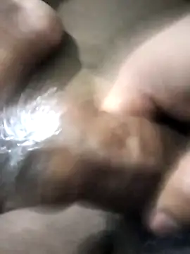 Curvy Pounder online show from November 23, 2025, 2:39 pm