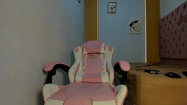 Snapshot of Darkknightx01 chatting on September 30, 2025, 1:49 pm Darkknightx01 online show from September 30, 2025, 1:49 pm