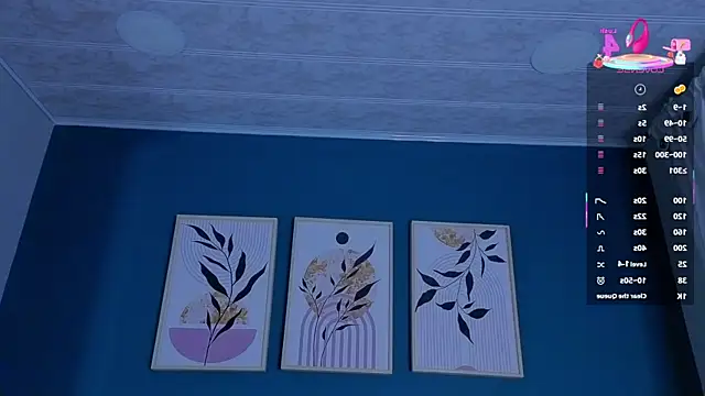 SarahMiler  online show from October 15, 2025, 11:43 am