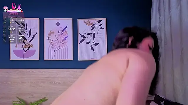 Snapshot of SarahMiler_ chatting on February 5, 2026, 7:18 pm SarahMiler online show from February 5, 2026, 7:18 pm