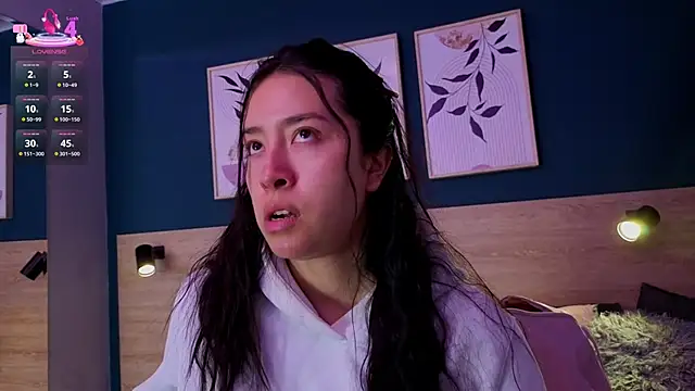 Snapshot of SarahMiler_ chatting on February 7, 2026, 11:47 am SarahMiler online show from February 7, 2026, 11:47 am