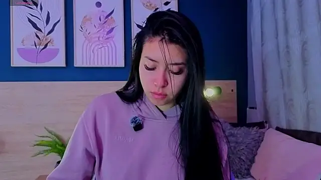 Snapshot of SarahMiler_ chatting on March 27, 2026, 12:16 pm SarahMiler online show from March 27, 2026, 12:16 pm