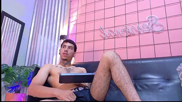 jharol cardonaa online show from November 9, 2025, 1:31 pm