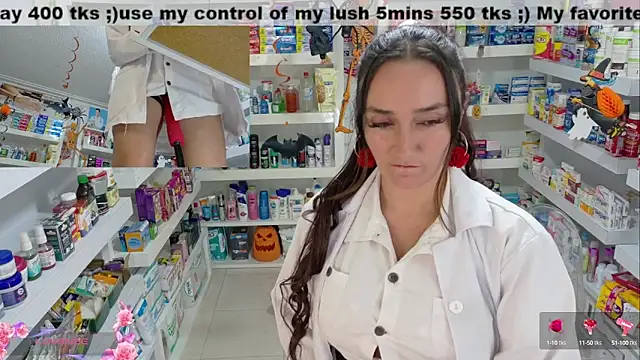 Snapshot of swmilena_hot_ chatting on October 12, 2025, 5:28 am swmilena hot online show from October 12, 2025, 5:28 am