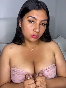 Issa Santana online show from February 13, 2026, 8:38 pm