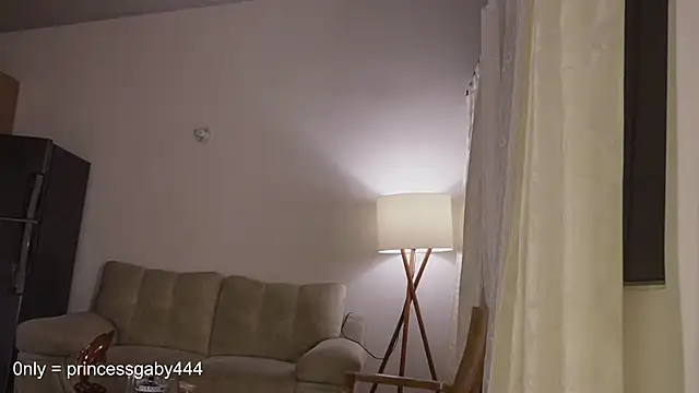 4444ngel online show from October 11, 2025, 11:36 pm