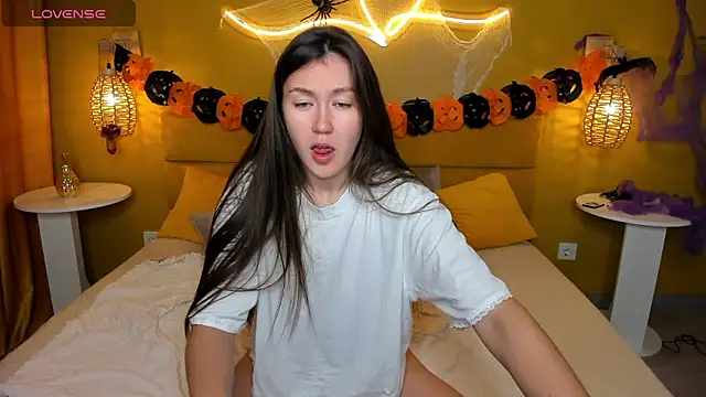 Snapshot of Tina_Porter chatting on November 2, 2025, 2:36 am Tina Porter online show from November 2, 2025, 2:36 am