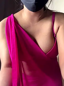 Snapshot of Cute-Sakhi chatting on November 13, 2025, 6:29 pm Cute-Sakhi online show from November 13, 2025, 6:29 pm