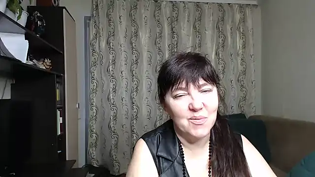 Illusionq online show from November 7, 2025, 5:07 am