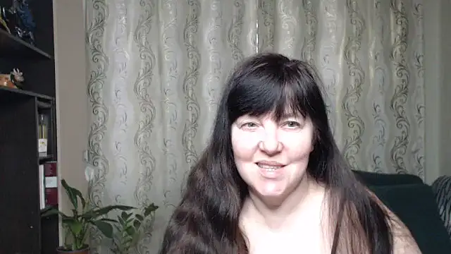 Illusionq online show from April 10, 2026, 11:37 am